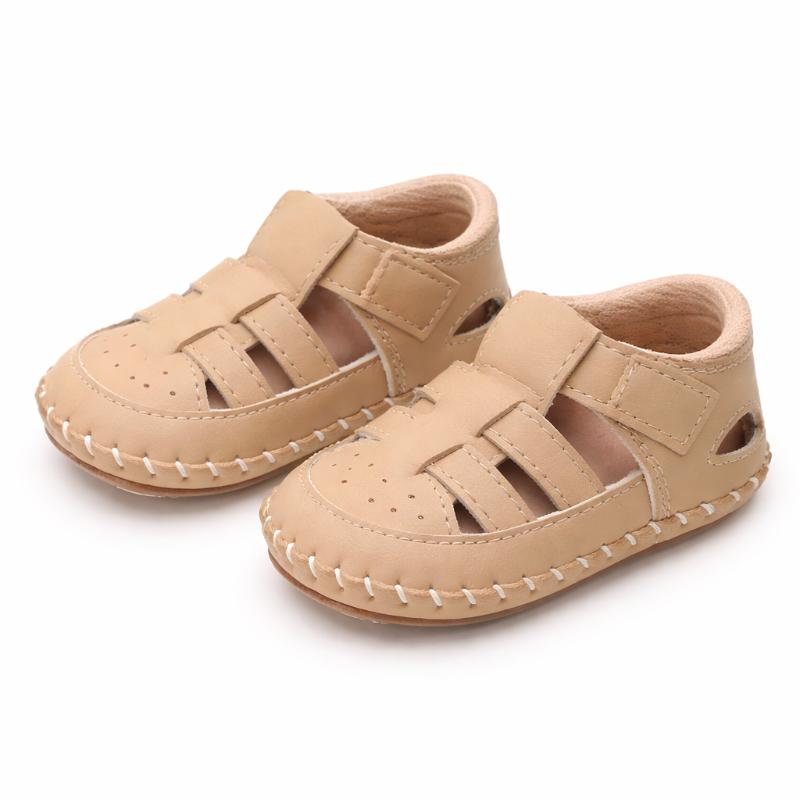 Babysandaaltjes